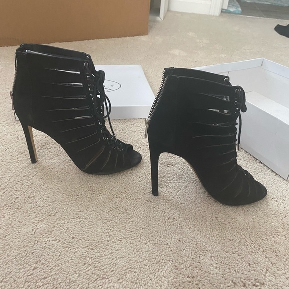 Steve Madden Heels - Picture 4 of 7